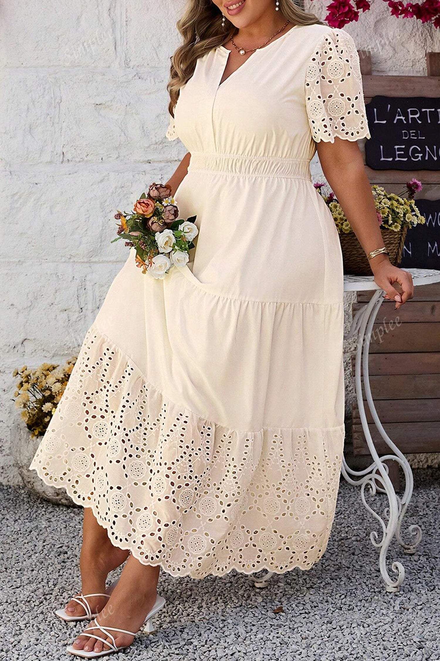 Apricot Plus Size V Neck Lacy Embroidery Patchwork Short Sleeve Maxi Dress