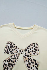 White Contrast Leopard Bow Patched V Neck Loose Tee Drawstring Shorts 2pcs Outfit