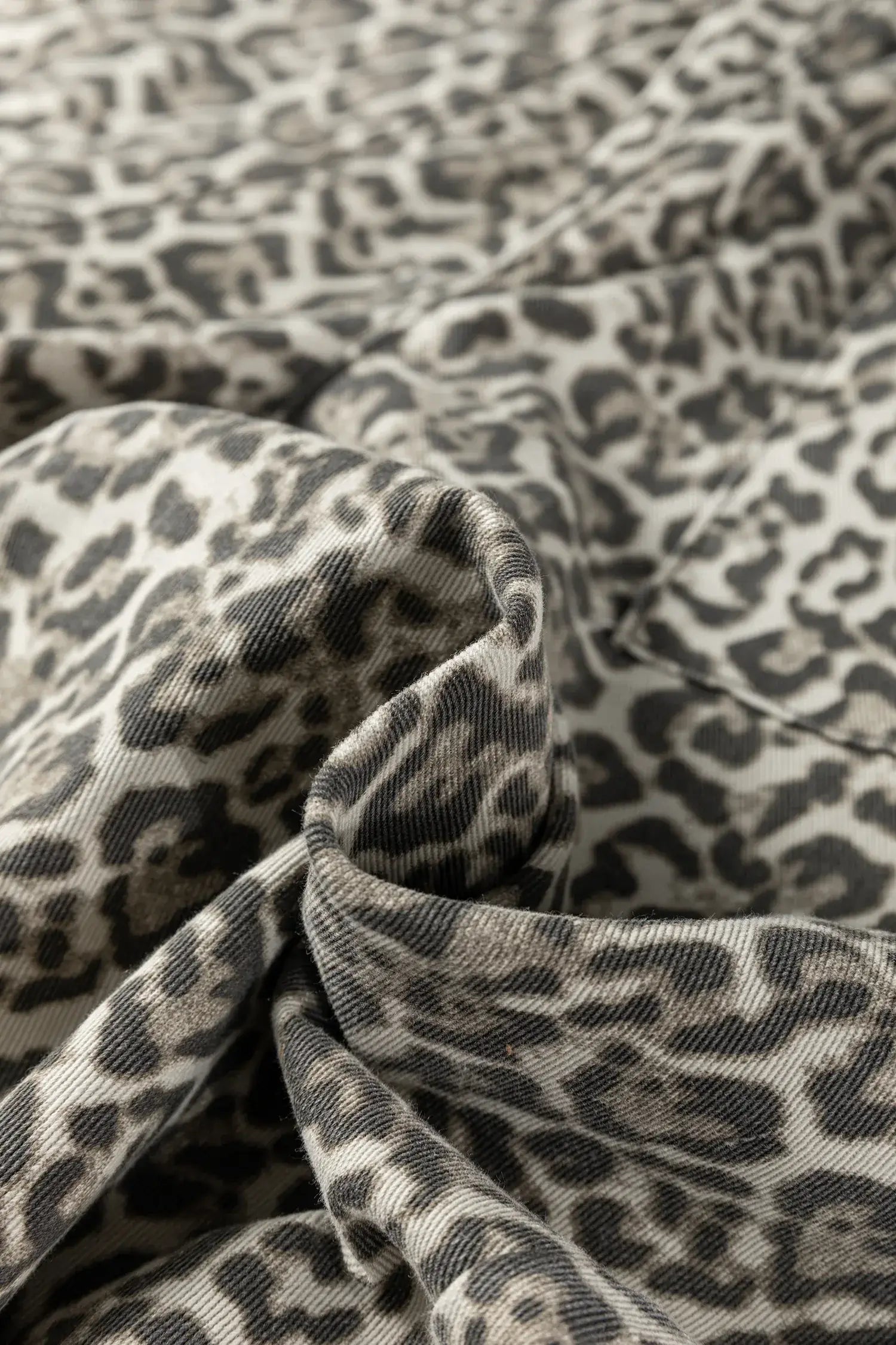 Brown Leopard Print Raw Hem Elastic Waist Loose Pull On Jeans
