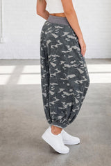 Khaki Drawstring Contrast Waistband Camouflage Cargo Barrel Pants