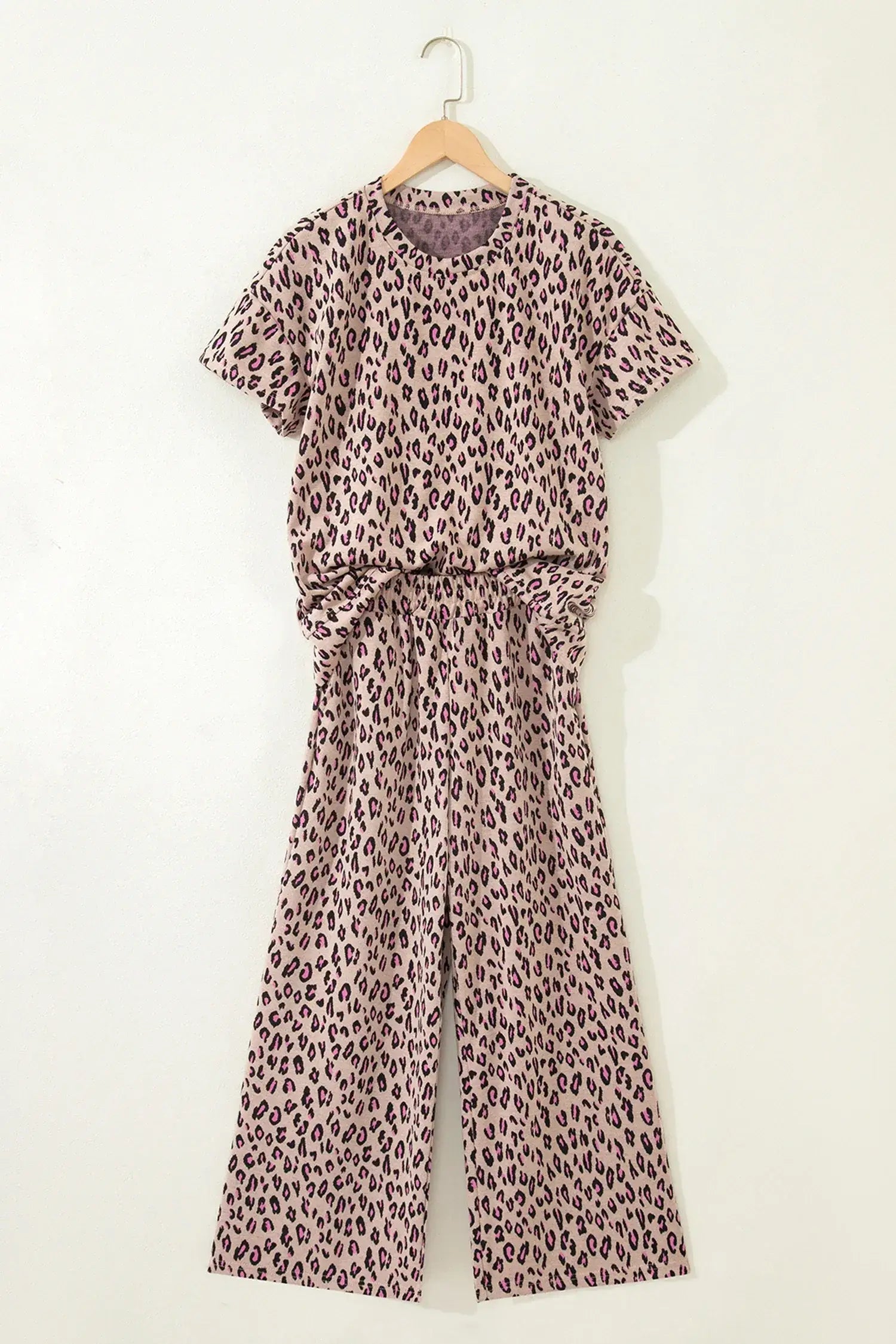 Beige Leopard Print Casual Tee and Pants 2pcs Outfit