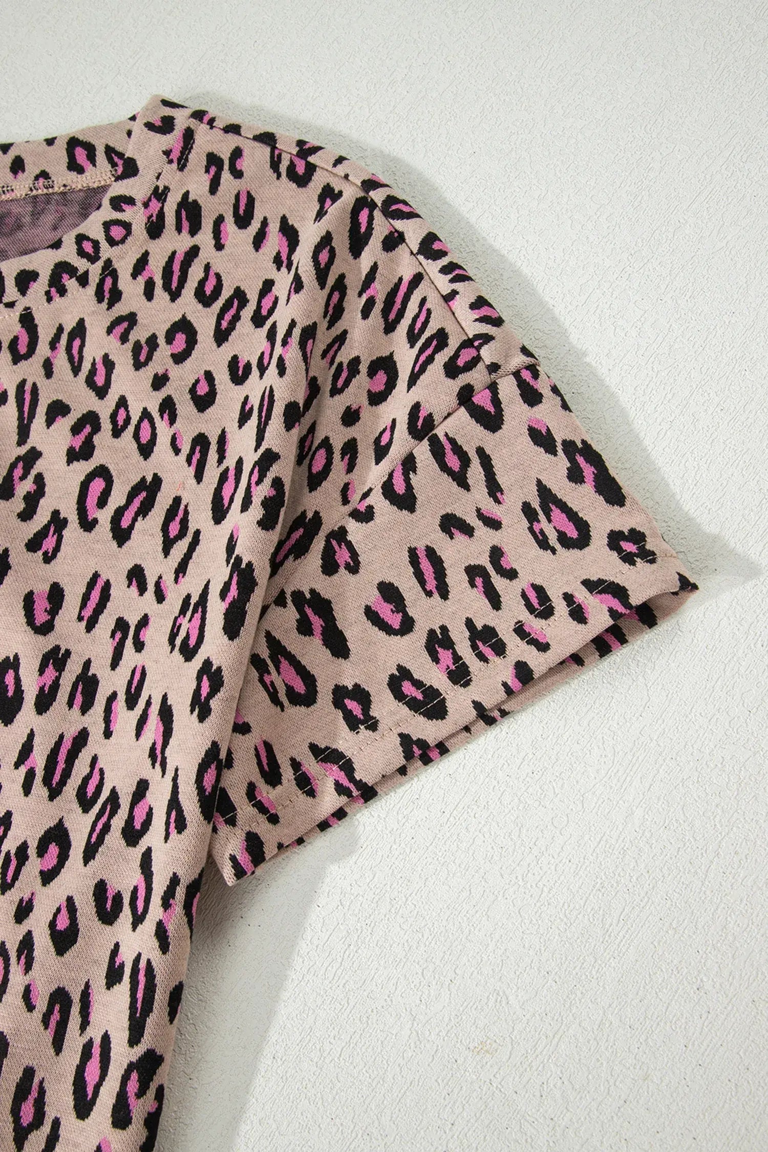 Beige Leopard Print Casual Tee and Pants 2pcs Outfit
