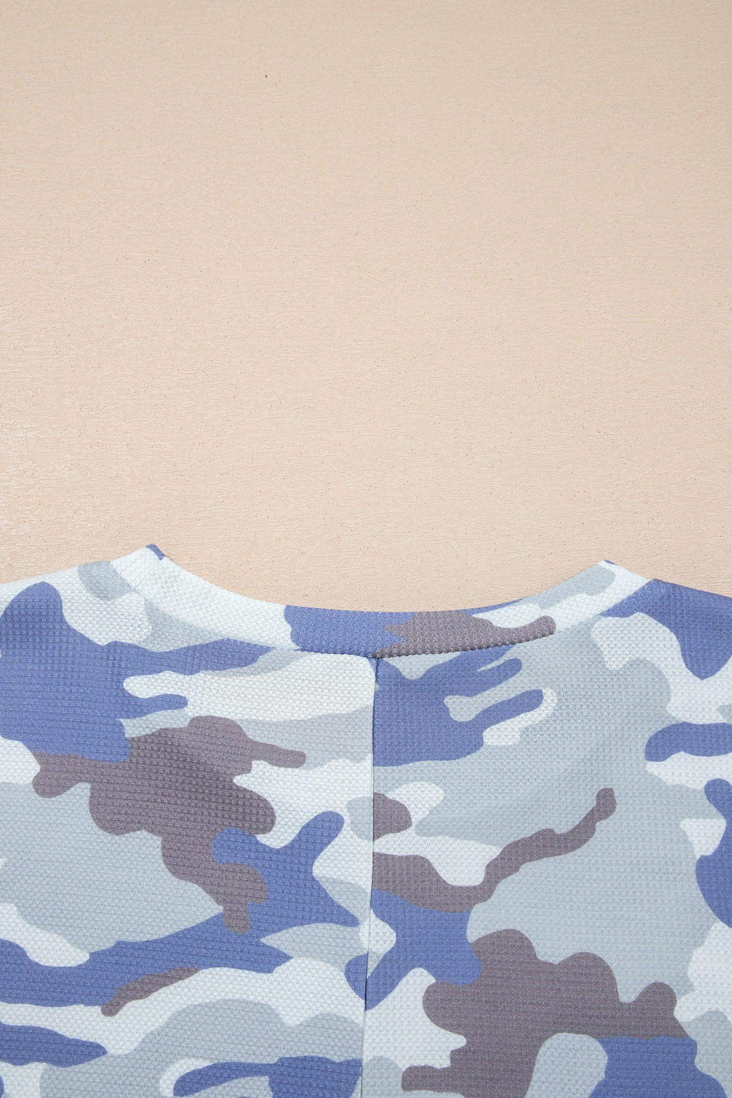 Gray Plus Size Camouflage Print Textured Casual Tee