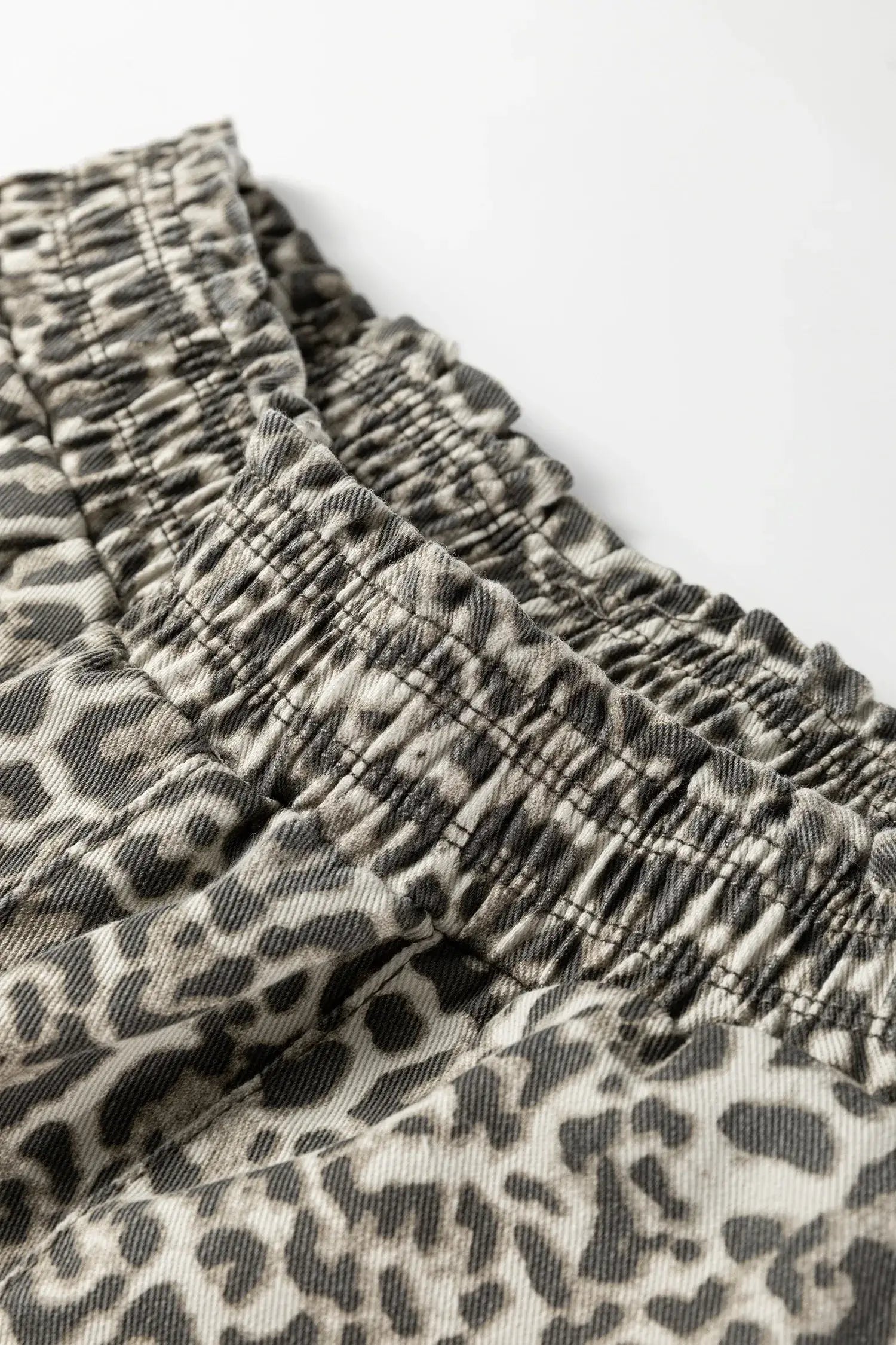 Brown Leopard Print Raw Hem Elastic Waist Loose Pull On Jeans