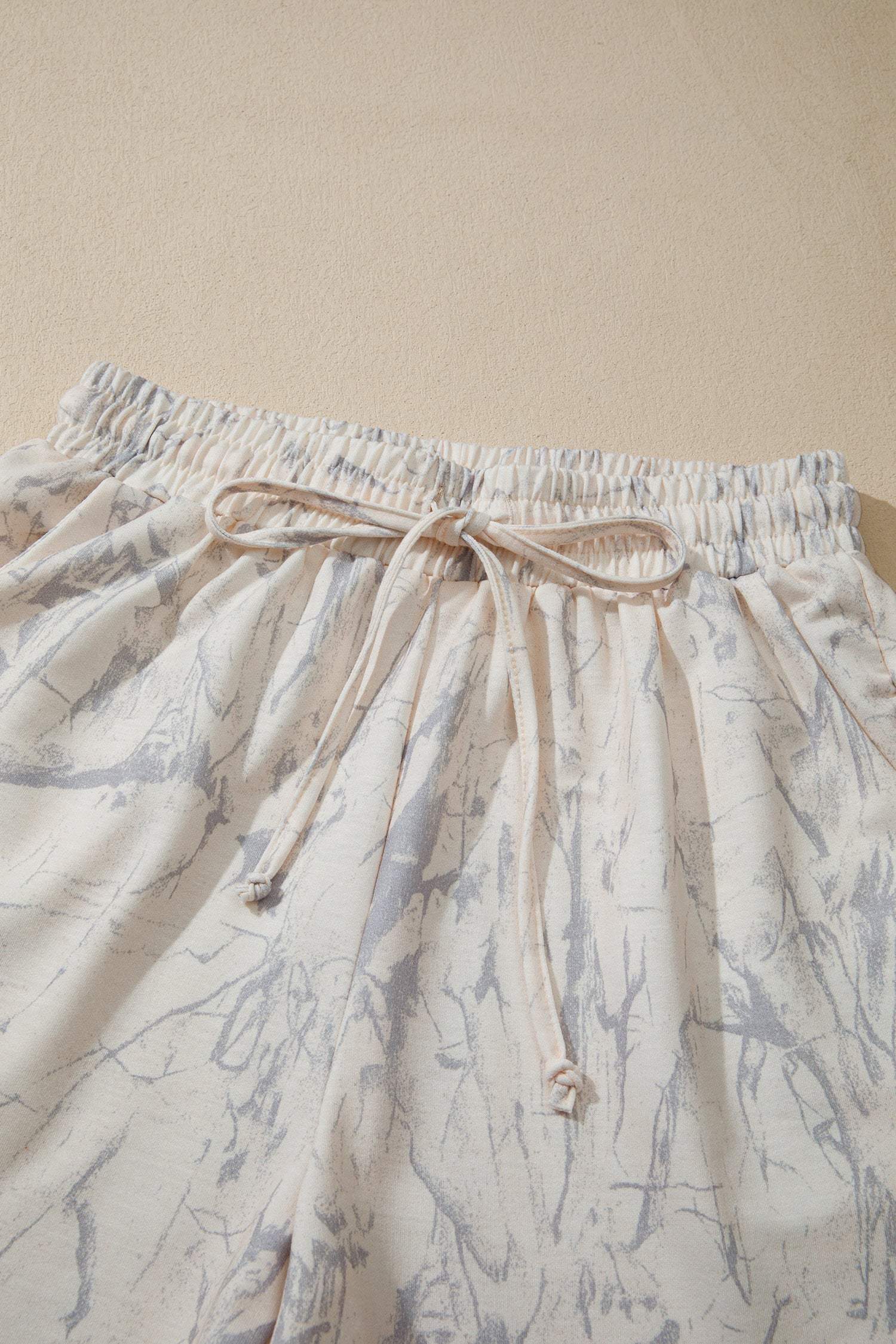 Khaki Abstract Print V Neck Loose Tee Drawstring Shorts 2pcs Outfit