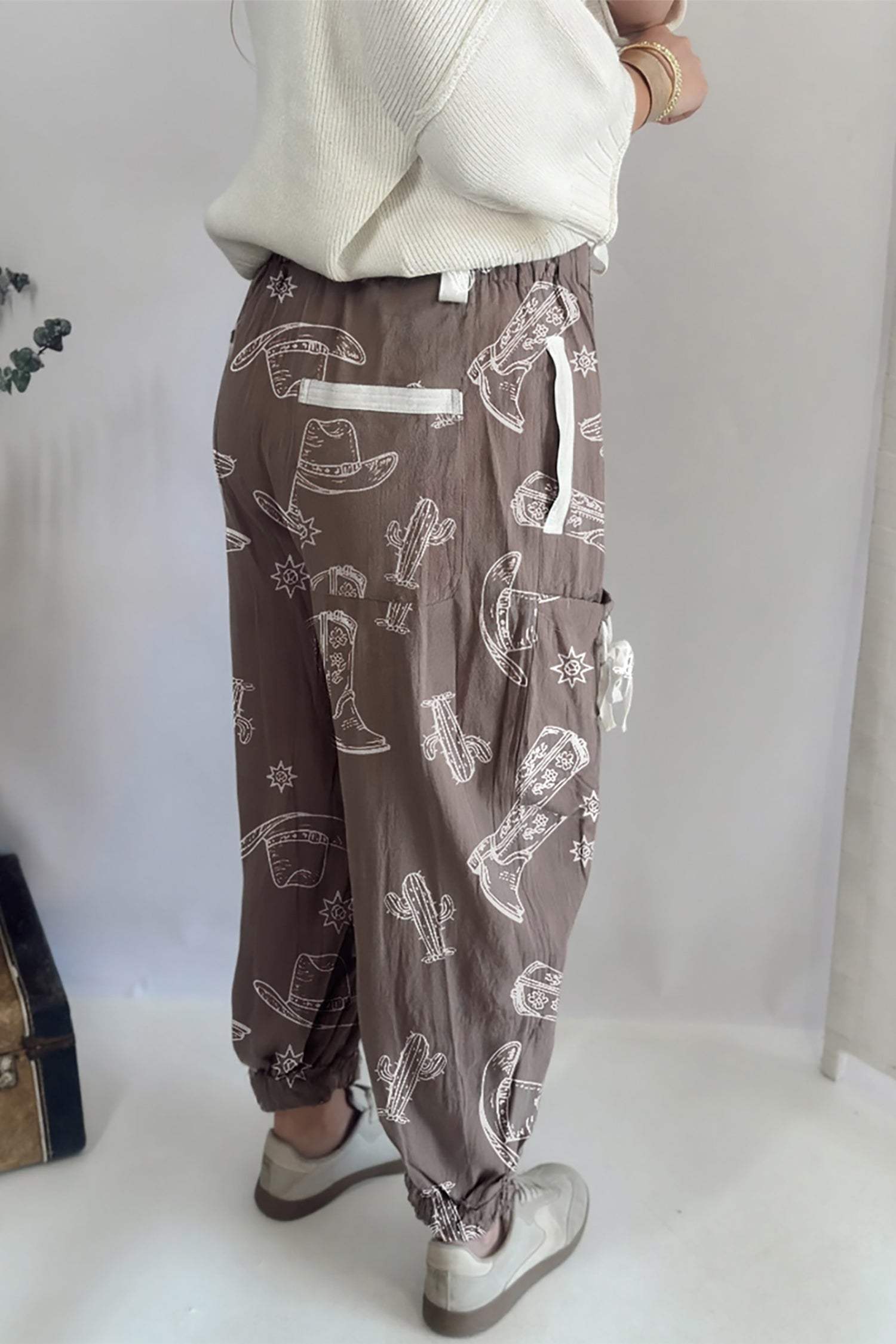 Khaki Western Cactus Cowgirl Hat Boot Printed Vintage Drawstring Jogger Pants