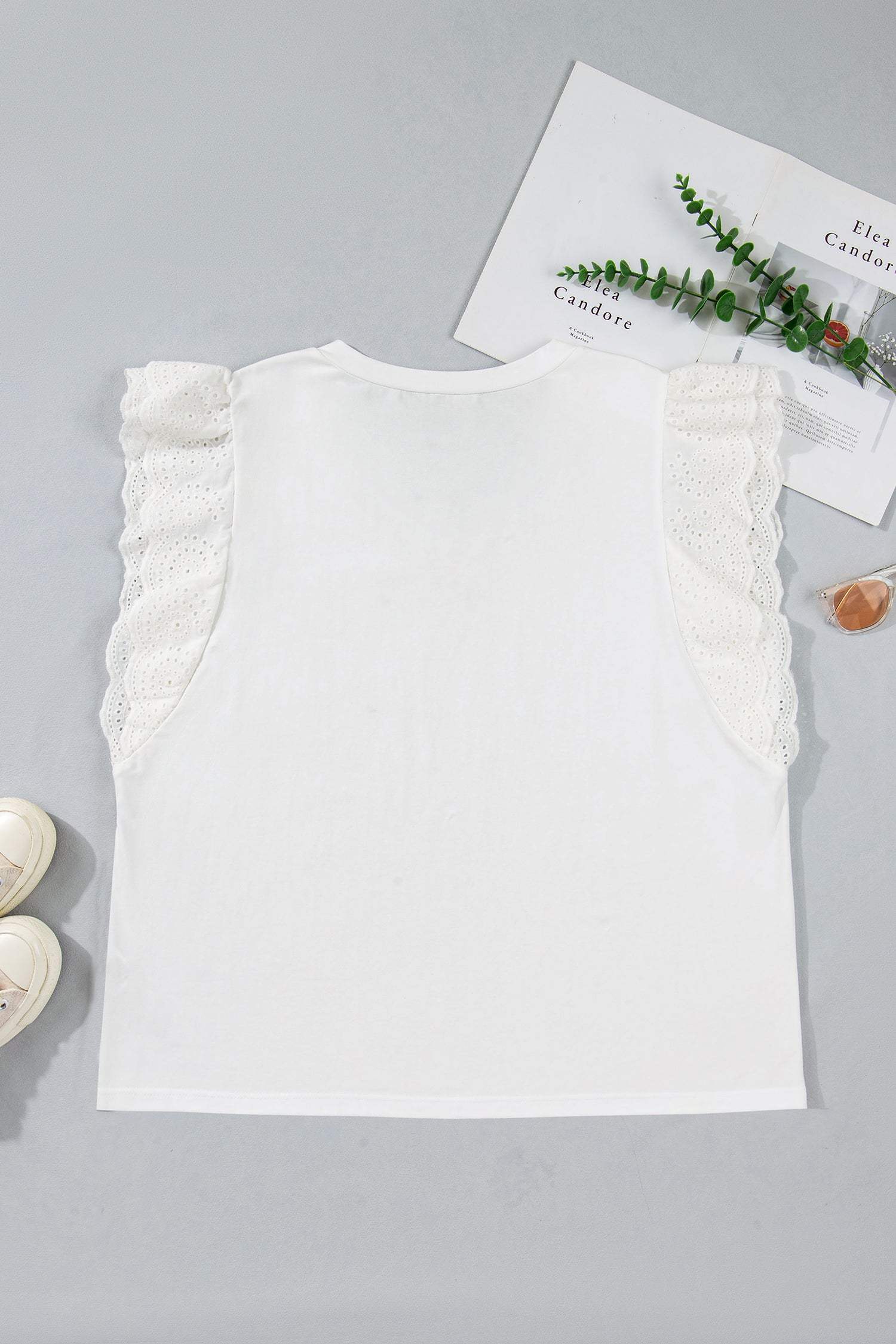 White Eyelet Crochet Splicing Short Sleeve Plus Size Tee
